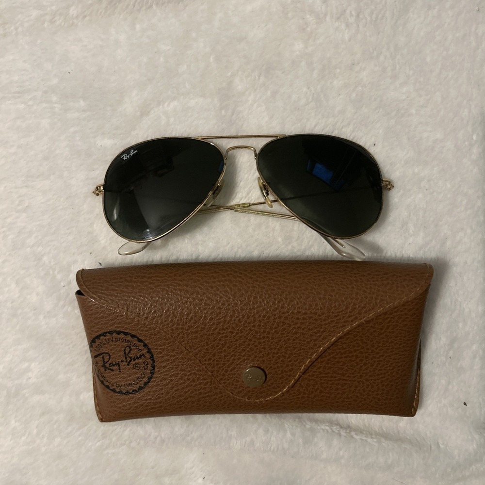 Ray-Ban Aviator 58014 Gold Frame Black Lens Sunglasses with Brown Case